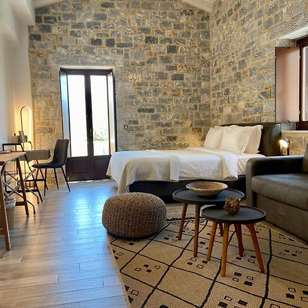Manifest Boutique Hotel Oítilon Eksteriør bilde